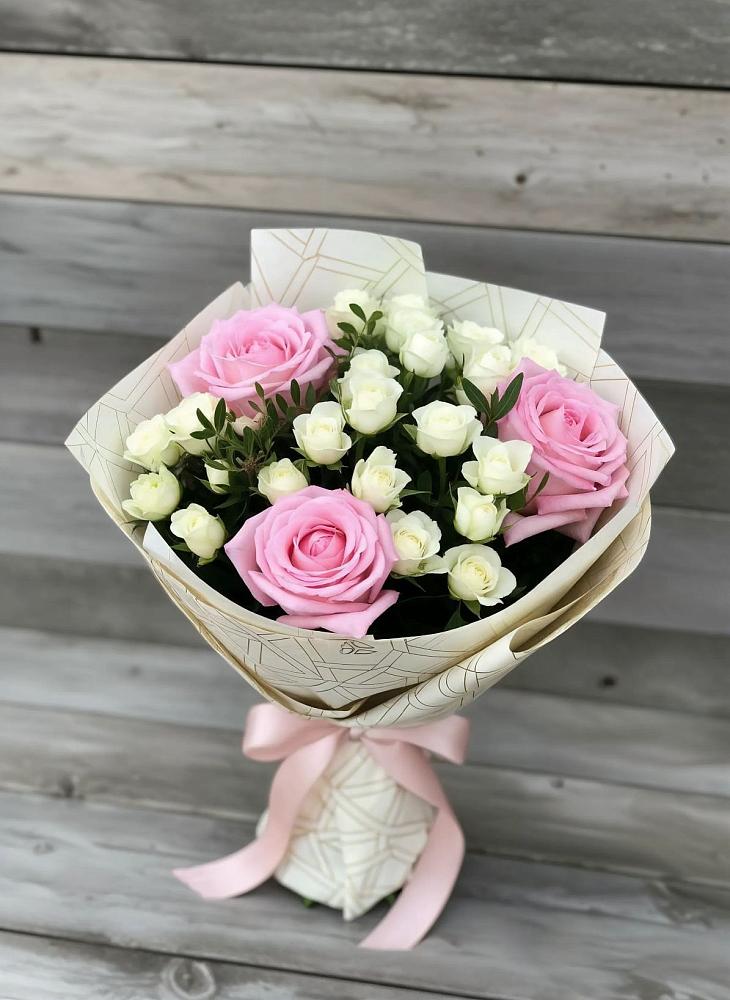 Букет цветов из: Розы в Усть-Абакане