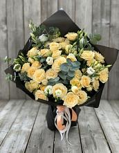 Букет цветов из:  Розы и Лизиантусы #REPLACE_PRED# Усть-Абакане