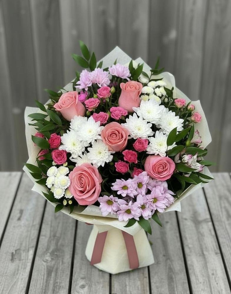 Букет цветов из: Альстромерии, Гвоздики, Розы и Хризантемы в Усть-Абакане