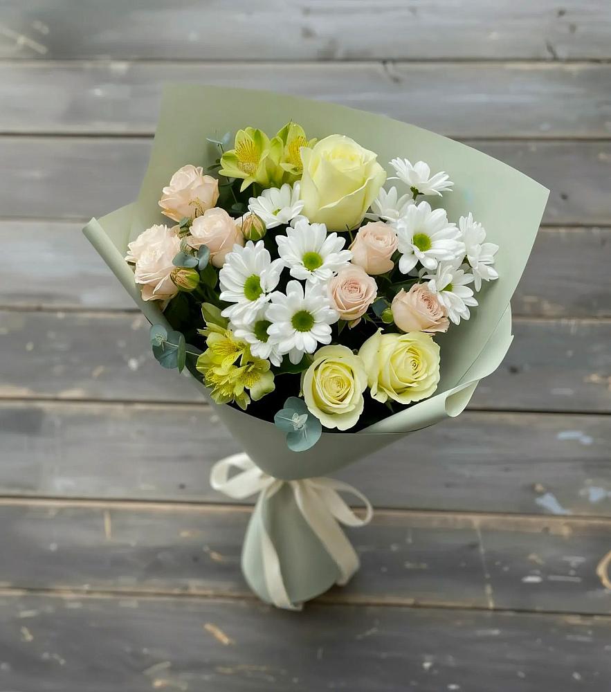 Букет цветов из: Альстромерии, Розы и Хризантемы в Усть-Абакане