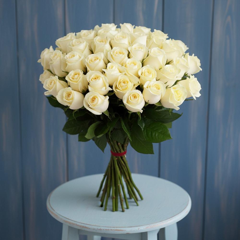 Букет 51 Белая роза Эдлесс Лав в Усть-Абакане