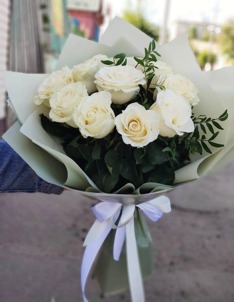 Букет Белые розы Проуд в Усть-Абакане