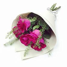Букет цветов из:  Розы в Усть-Абакане