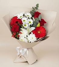Букет цветов из:  Розы, Хризантемы, Герберы и Лилии в Усть-Абакане