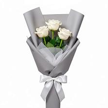 Букет 3 белые розы в Усть-Абакане