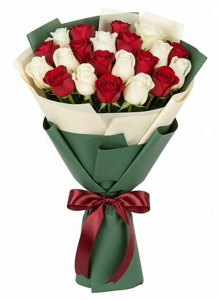 Букет Микс из красных и белых роз в Усть-Абакане